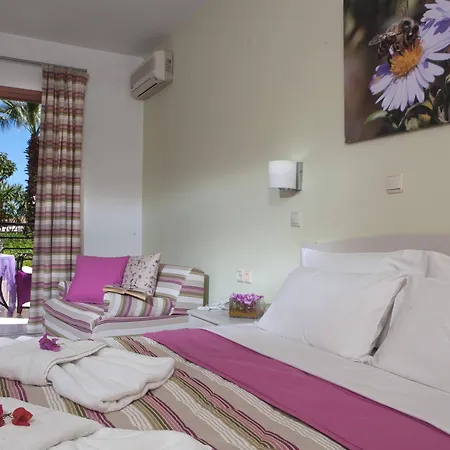 Latania Hotel